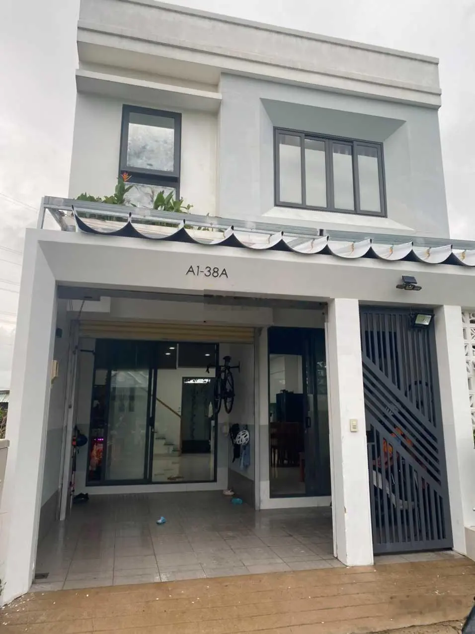 Chủ bán rẻ nhà 1 trệt 1 lầu xã Bình Chánh, huyện Bình Chánh giá 3.85 tỷ đường xe tải. LH 0901 554 ***