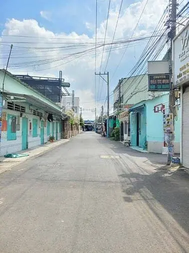 Bán nhà Nguyễn Thị Khắp, Bình Dương 68,5m2 giá 2ty450 sổ sẵn
