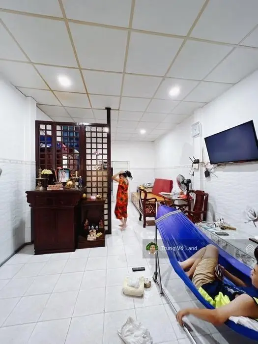 Bán nhà riêng tại Hoàng Diệu, Quận 4, 5,6 tỷ, 54m2, nhà hiện hữu