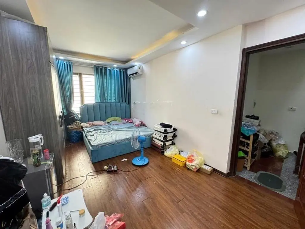 2 oto tránh nhau nhà Hoàng Văn Thái 46m x 4 tầng,Thoáng trước sau, nhà dân xây chắc chắn nhỉnh 15ty