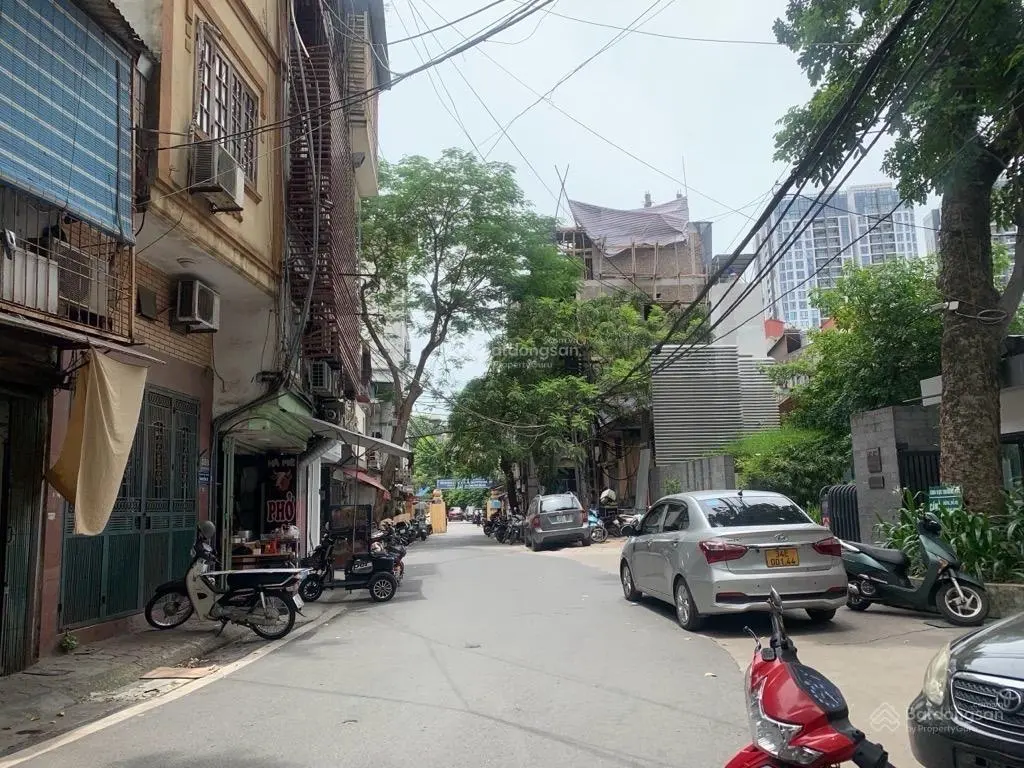 Bán nhà phố Lò Đúc - Cách 1 nhà ra phố ô tô tránh - 45m2 - 4PN. Giá: 8,9 tỷ. LH: 0779 548 ***