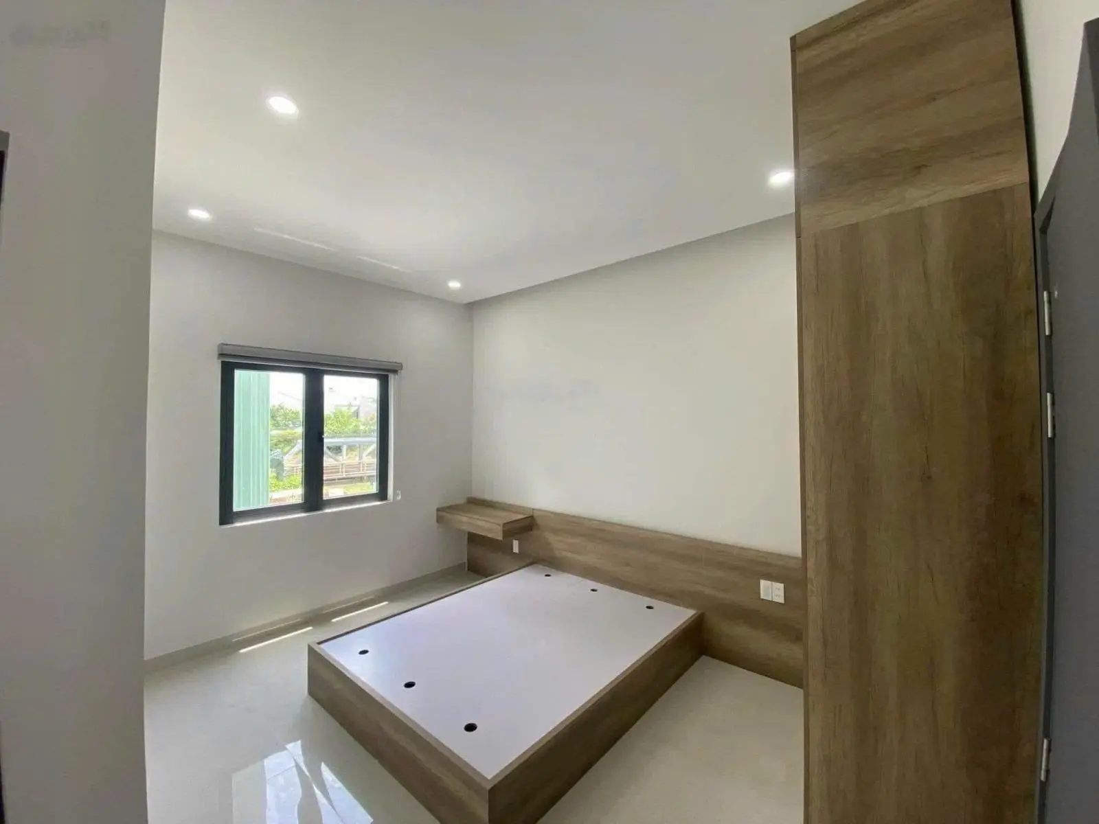 Bán Gấp Nhà Bình Chánh 1,5t/80m2.3pn.SHR.MTĐ 6m.Đang cho thuê 8tr/tháng