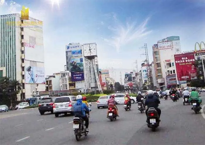 Chủ ngộp! Chuyển nhượng tòa nhà văn phòng MT Điện Biên Phủ 7x15m - Hầm 8 tầng - Giá giảm sâu 75 tỷ!