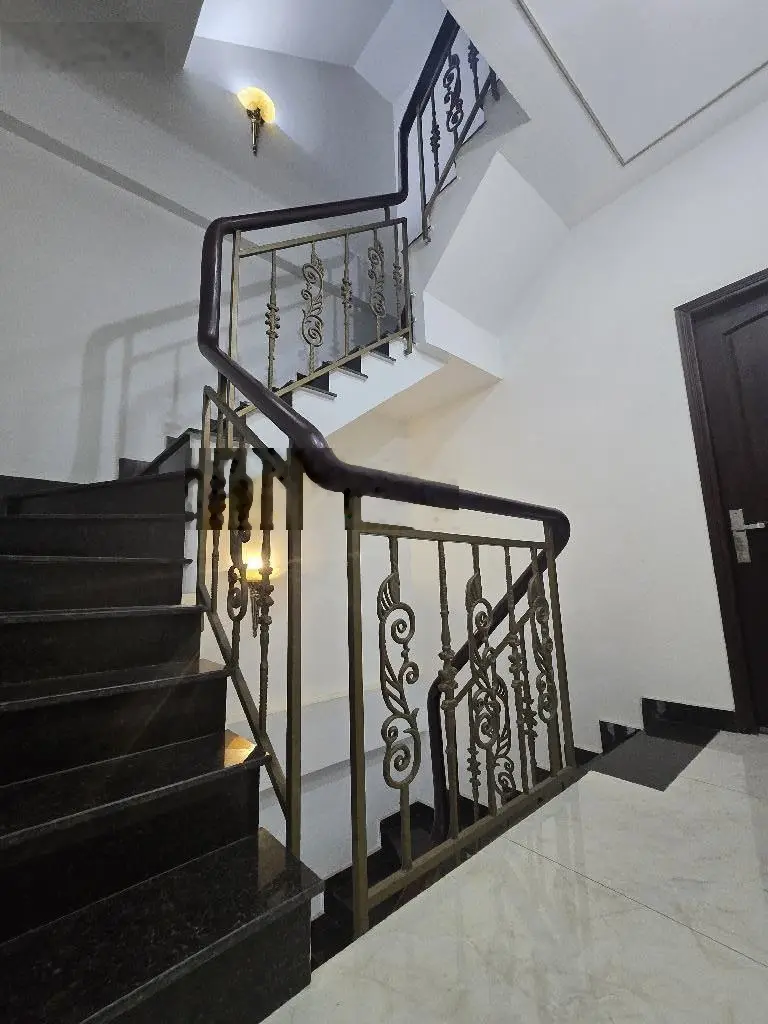 Bán nhà MTKD Dương Cát Lợi, Nhà Bè, 125m2, 4 tầng BTCT, đường 12m, sát cầu Phú Xuân, chỉ 12 tỷ