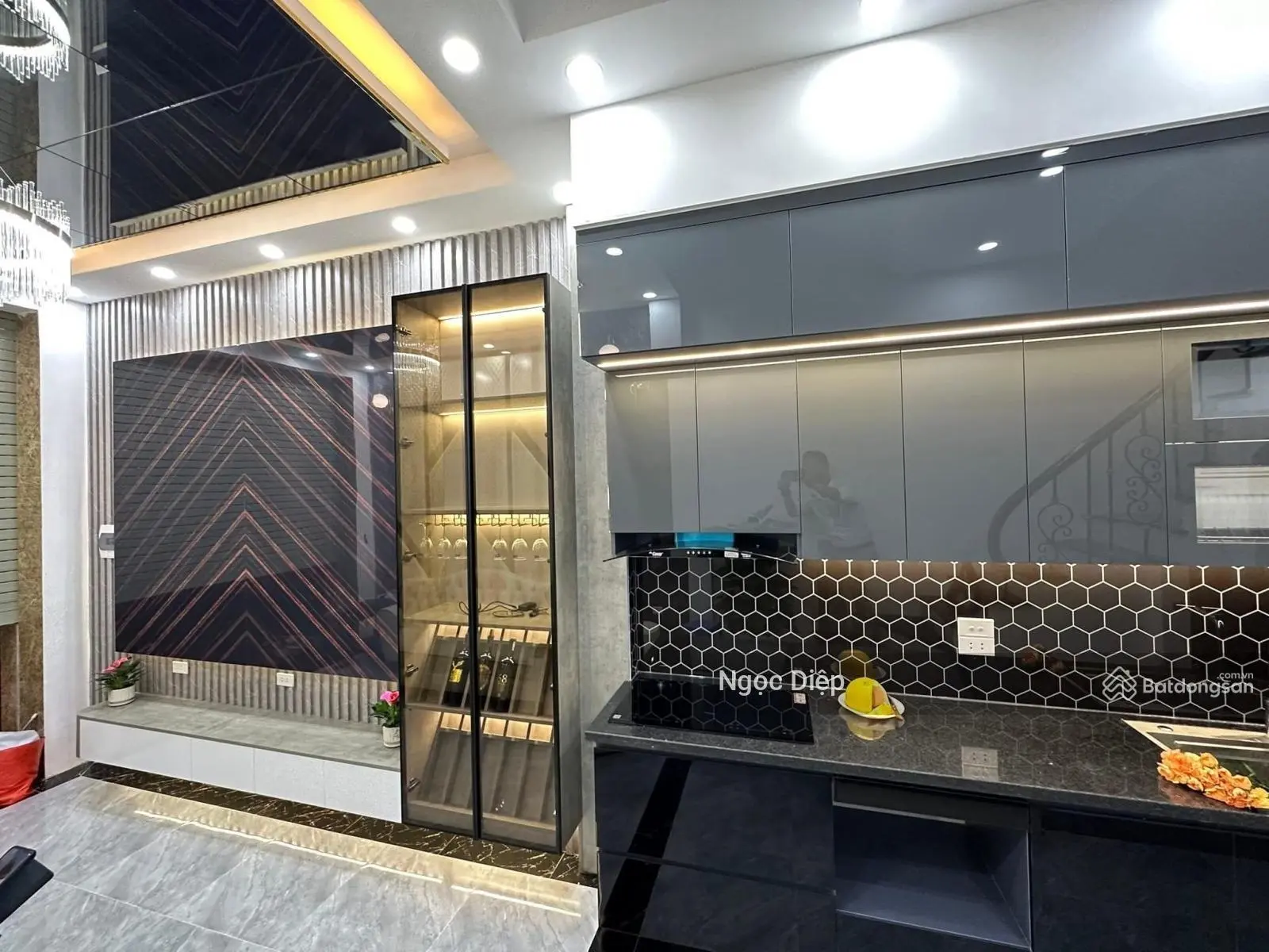 Bán nhà đường Phú Mỹ - Mỹ Đình - DT 35m2 nhà mới full nội thất ngõ ô tô đỗ 0945 453 ***