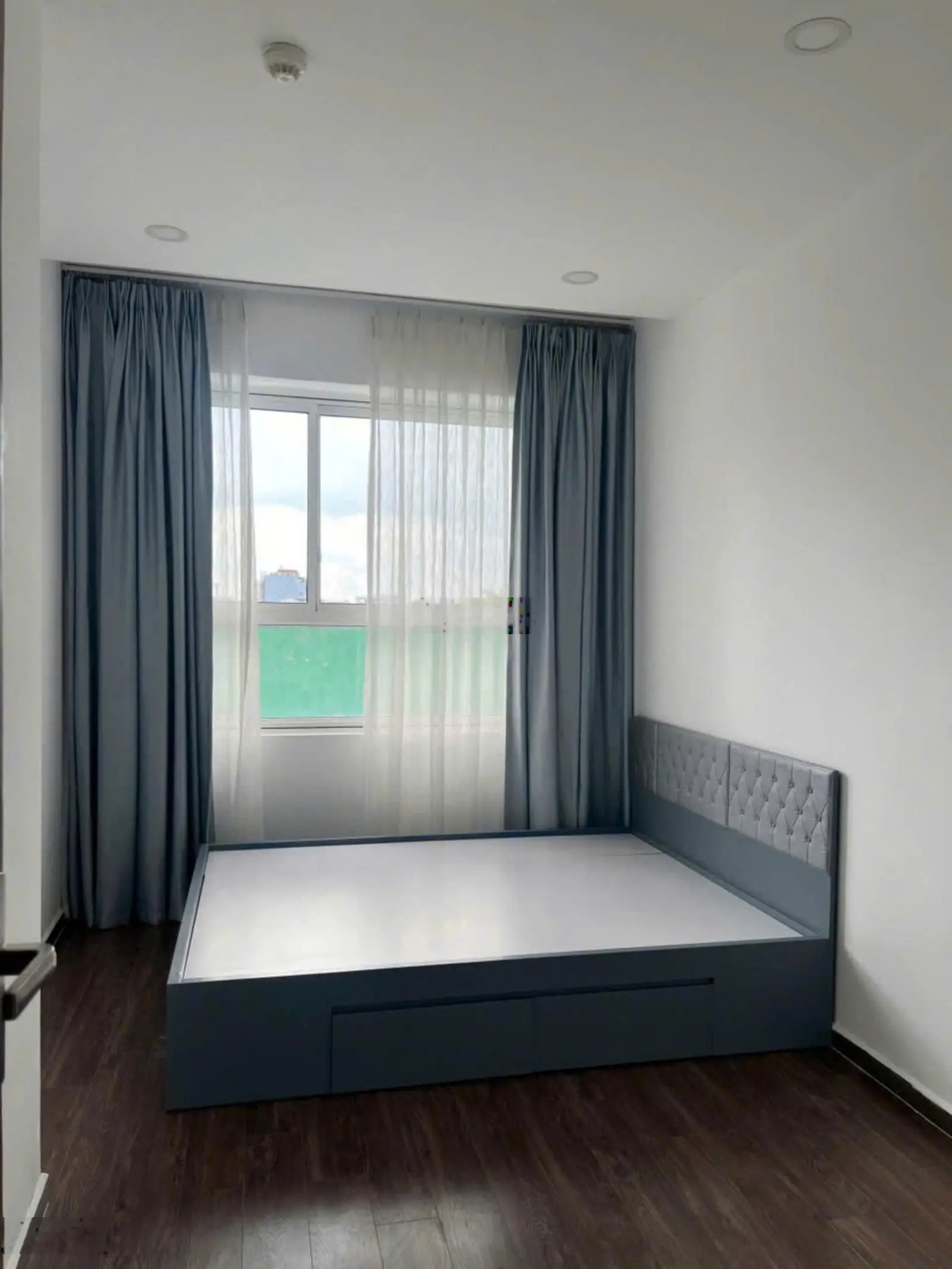 Bán Căn Hộ Richstar , 3PN , 2WC , Full Nội Thất , HĐMB , Giá : 3 Tỷ 650 , Liên Hệ : 0908 435 ***