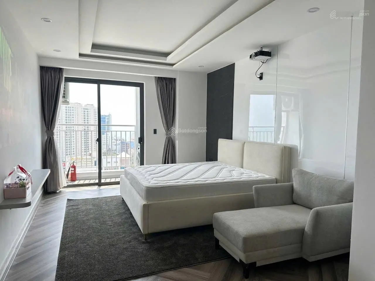 Bán căn hộ Melody 59m2 view biển nội thất siêu tâm huyết - Em Tiên chuyên Melody