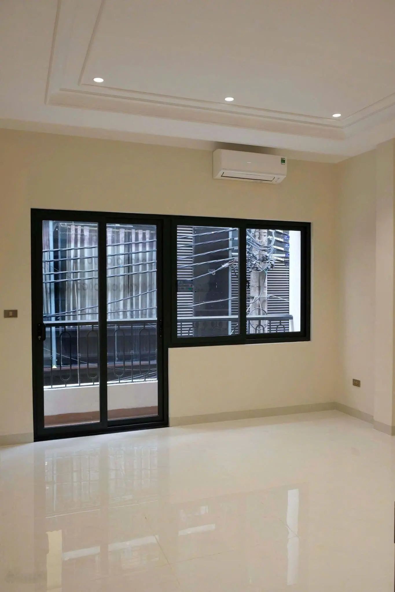 Bán nhà phân lô ô tô tránh- thang máy- ngõ thông phố hoàng sâm dt 45m*6 tầng giá chỉ 17 tỷ nhỉnh