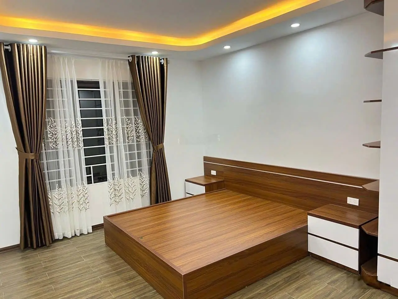 Căn góc 5 tầng Văn Phú ngay Victoria, giá nhỉnh 6 tỷxx