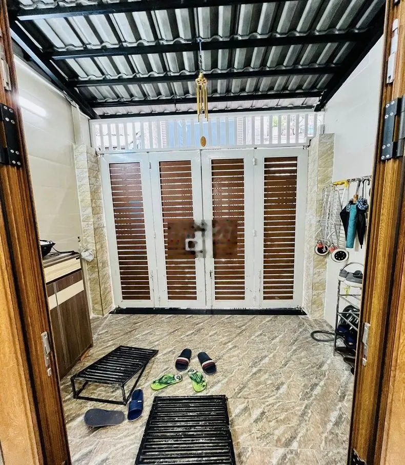 Bán nhà hẻm 3.3m Nguyễn Cảnh Chân, Cầu Kho, Q1, 37m2. 5 tầng.