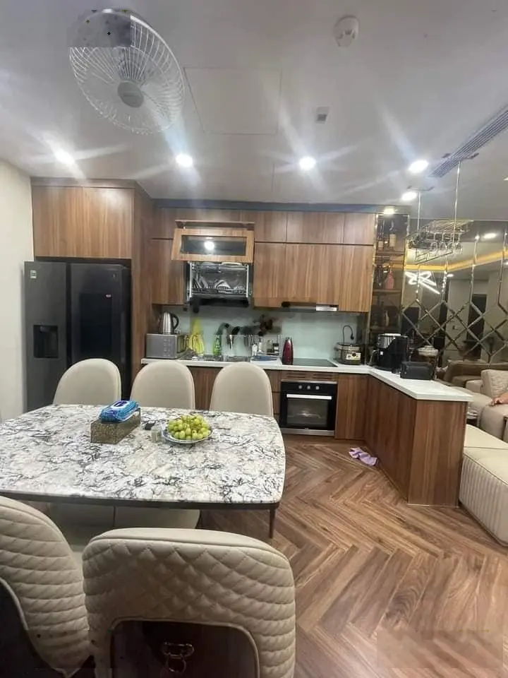 Bán căn hộ đẹp, hướng thoáng mát tại hà đô park view, giá siêu hời chỉ 8 tỷ vnd, diện tích 95m2