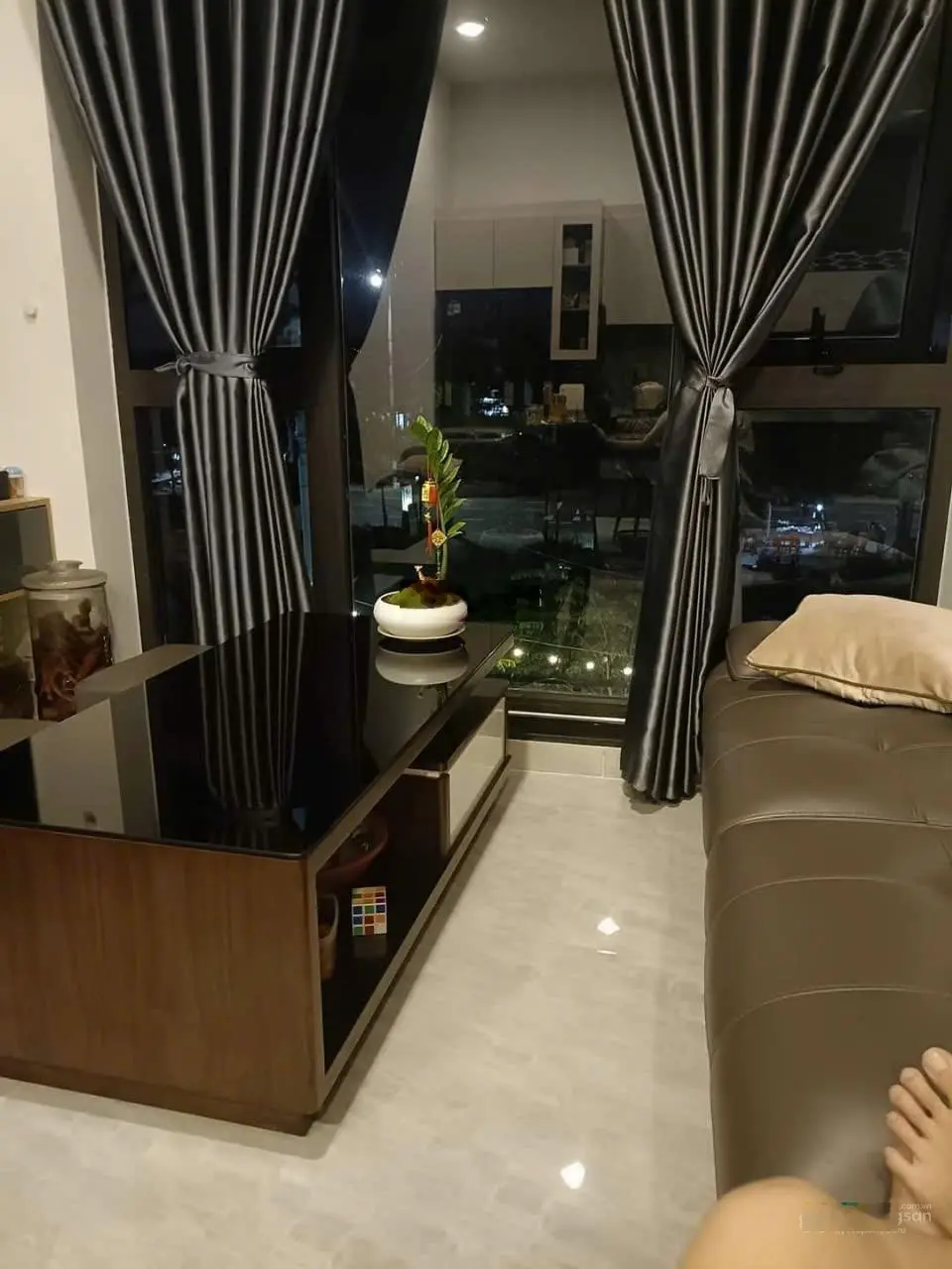 Bán nhà mặt phố tại Trần Hoành, 5,99 tỷ, 65m2, 4PN, 4WC, pháp lý đầy đủ
