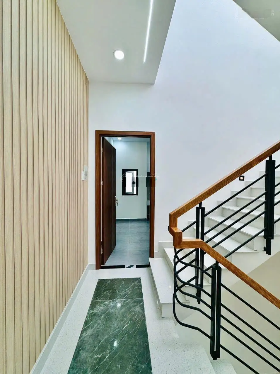 Chính chủ kẹt tiền bán nhà GIÁ 3TỶ550 Đ.Trần Não, Q.2. DT 60m2. HĐ thuê 16tr/tháng. Nhà 1T2L. SHR