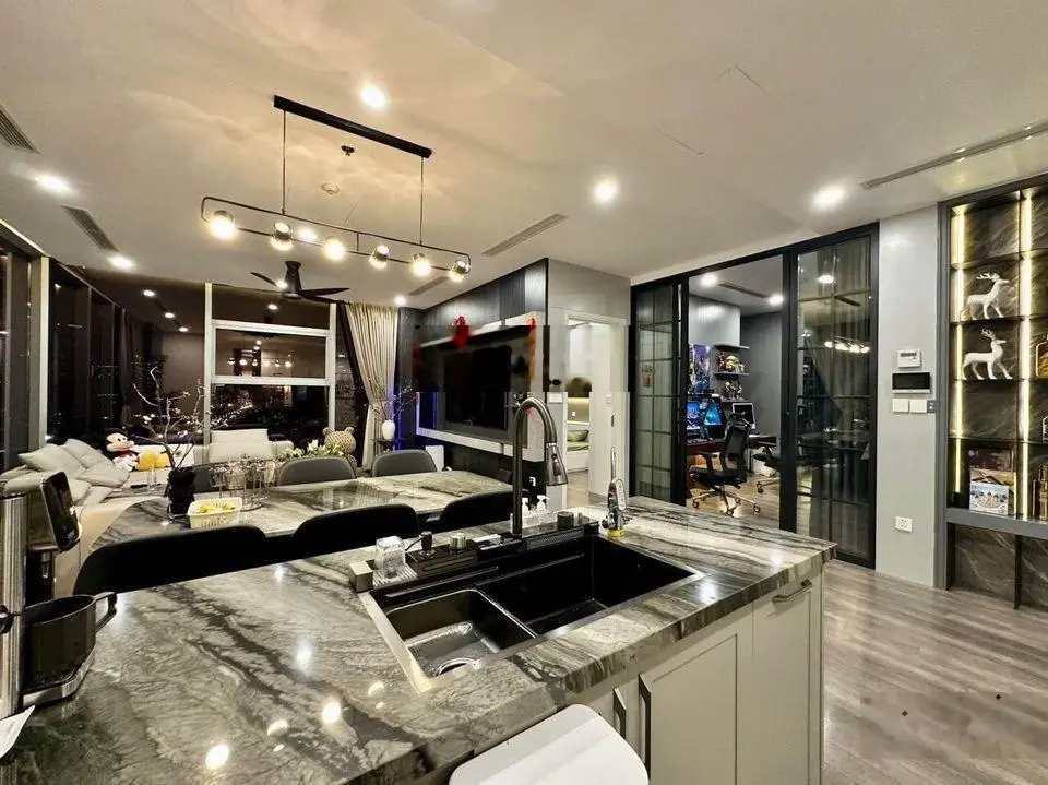 Mua ngay kẻo lỡ! Căn hộ chung cư 3PN2VS, 91,5m2 tại chung cư Sun Square. LH: 0969 362 ***