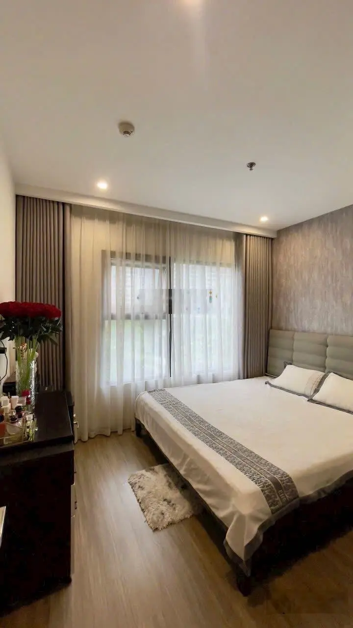 Bán nhanh căn hộ 3PN - 75m2 giá 4,8 tỷ dự án. Vin Smart City full nội thất