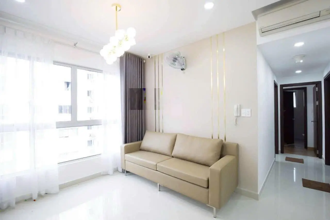 Bán gấp Ruby 3PN - 2WC (80m2) view nội khu, hướng mát quanh năm chỉ 3,4 tỷ