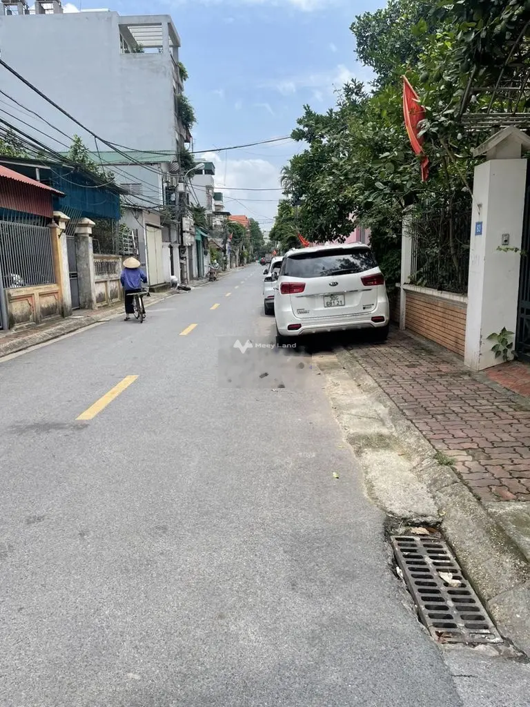 MẶT PHỐ GIANG BIÊN- Ô TÔ TRÁNH – KINH DOANH – 150 M2 – 2T – 17,5 TỶ