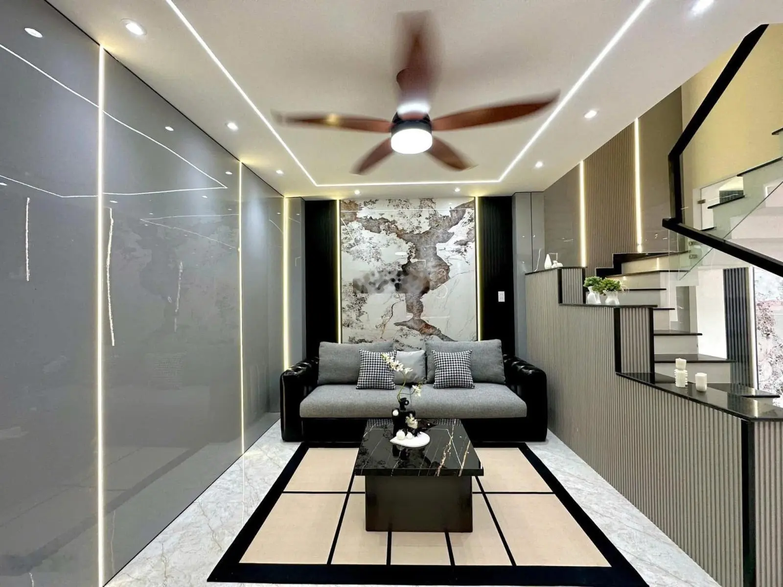 Chú Nam bán nhà phố đang cho thuê 28triệu/ tháng, Đ Phú Thuận, Quận 7. Giá 3tỷ29/76,5m2, Nhà 3 Lầu