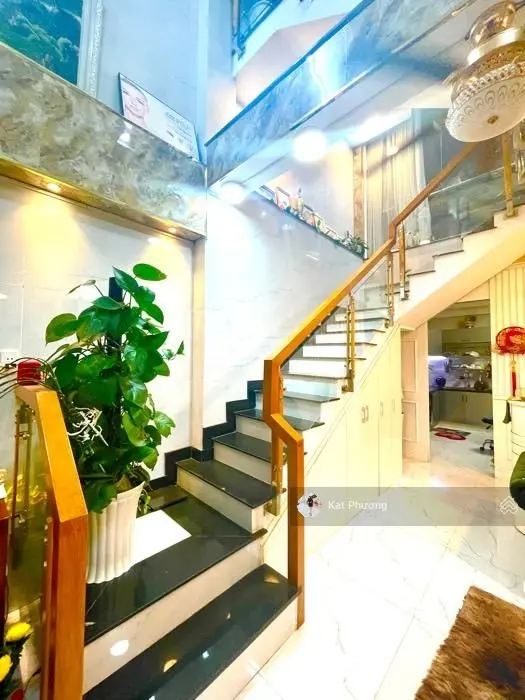 Bán nhà riêng tại Huỳnh Tấn Phát, 7,5 tỷ, 50m2, 4PN, 5WC