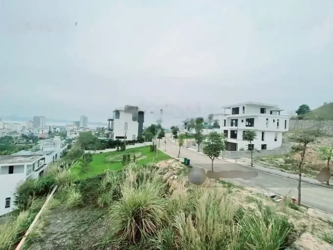 Chính chủ cần bán đất nền view Vịnh Hạ Long siêu đẹp giá chỉ 18tr/m2 đã có sổ