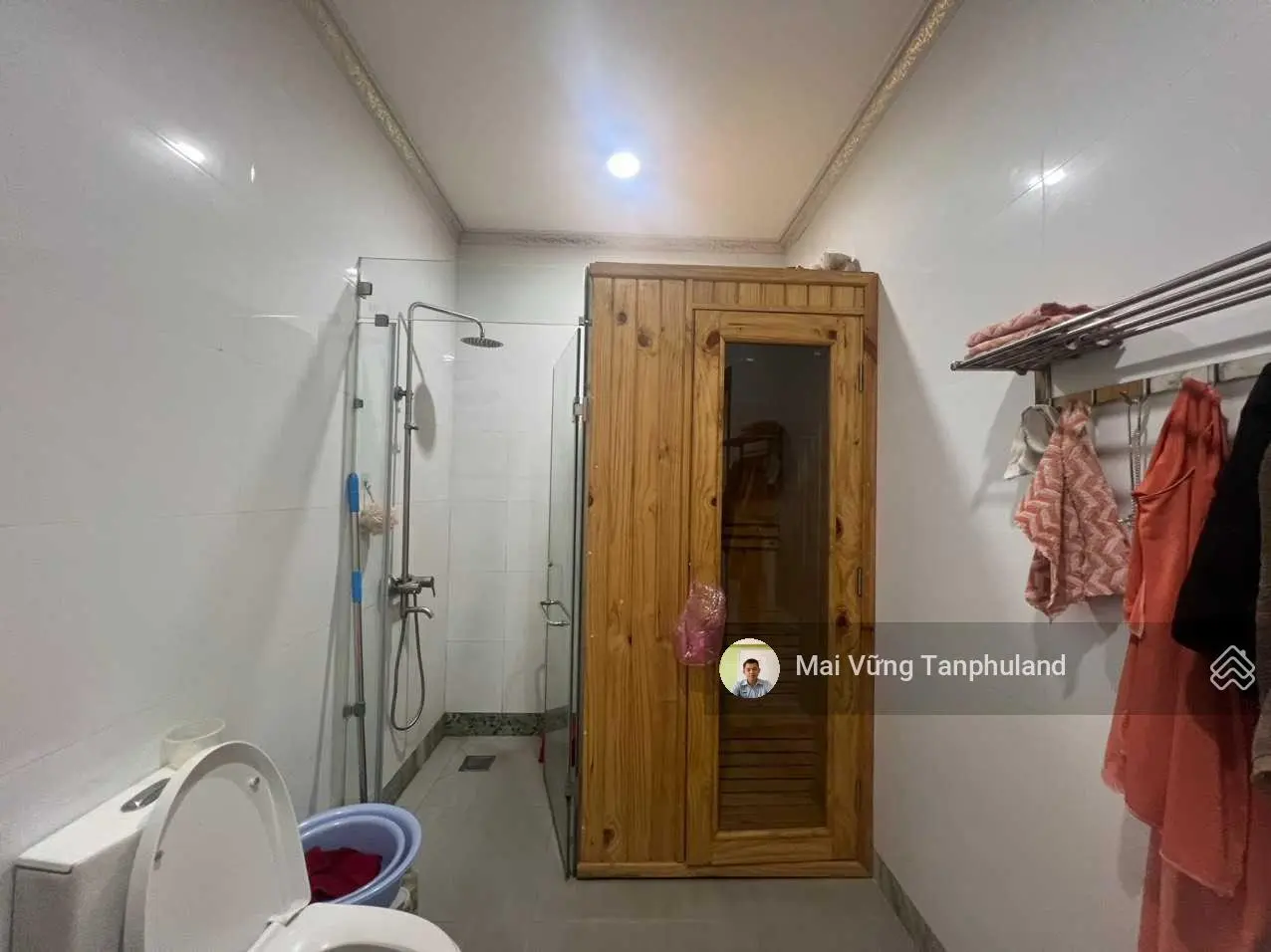 Bán căn biệt thự góc 2 mặt tiền đẹp - Phường Tân Quý, Quận Tân Phú (3 lầu + sân thượng)
