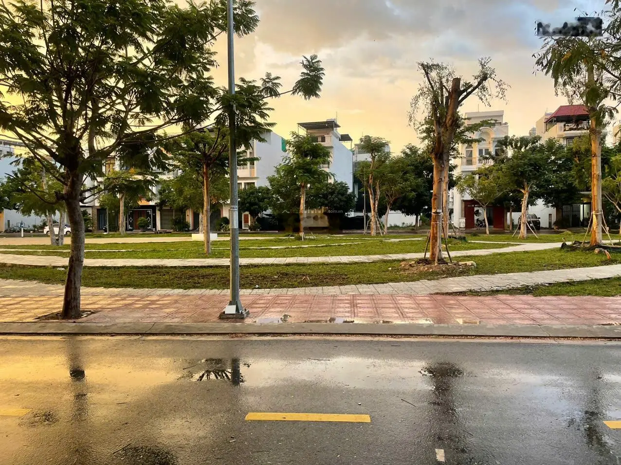 SIÊU PHẨM ĐẸP NHẤT View công viên đẹp như tranh, nội thất nhập 100%, 80m2, 3 tầng mới keng