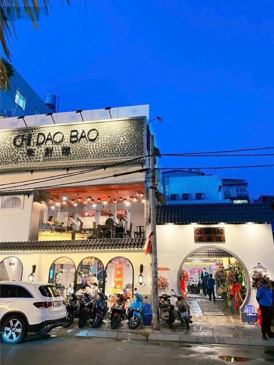 Bán gấp siêu phẩm góc 2 mặt tiền đường Trần Khắc Chân, Quận 1: 226,5m2(14x16m); 3 tầng chỉ 94 tỷ
