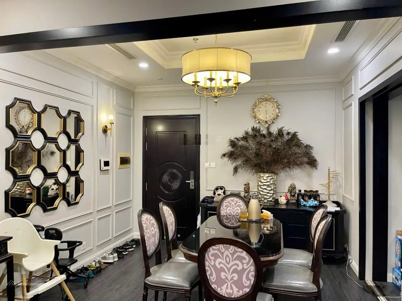 Chính chủ gửi bán căn hoa hậu toà R4 Royal City