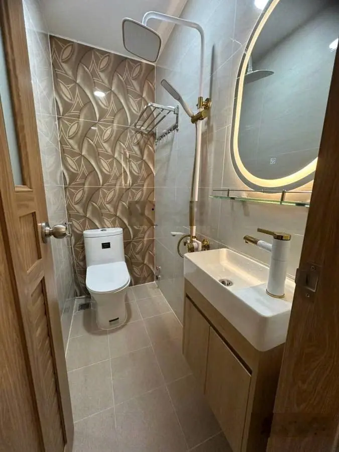 Bán nhà mới đẹp full nội thất 4,5 ty 3tang ngang 4,5m ttq3 p12 , lê văn sỹ hẻm 3m
