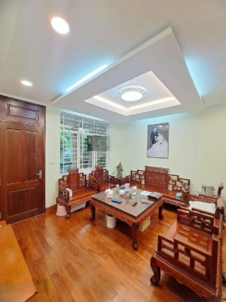 Bán biệt thự liền kề làng việt Kiều châu âu phố Nguyễn văn lộc 79m2-22 tỷ 500