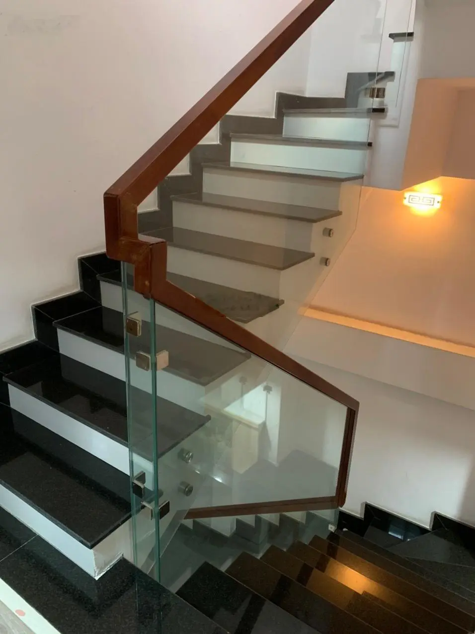 Sang gấp nhà riêng tại Cách Mạng Tháng Tám, Q10, 58m2