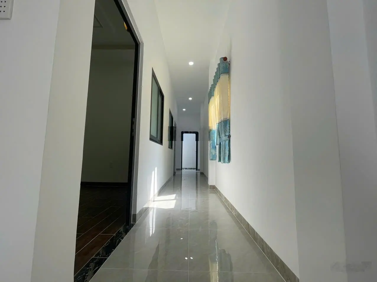 Bán nhà mới hoàn thiện gần Lan Vương, 5,1x20m, 2 PN, thổ cư 70m2 đã có số nhà 0919 968 ***