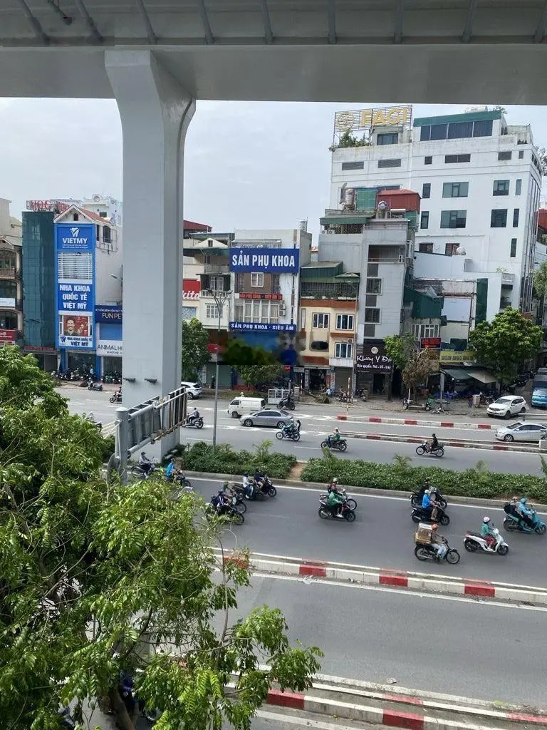 Chỉ 3.95 tỷ bạn có ngay CH TT ngay TT Đống Đa với DTSD: 90m2 nhà đẹp, 3 thoáng, full nội thất