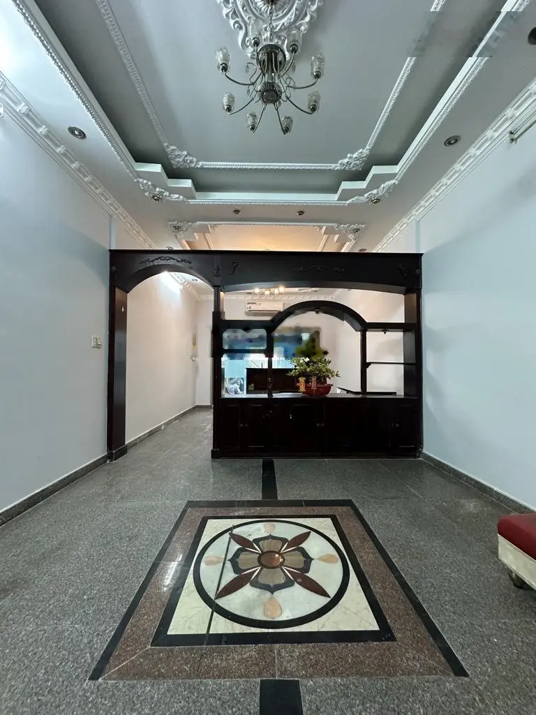 Gần chợ Bà Chiểu 1 sẹc HXH gần MT 92m2 3 tầng - chỉ 13,x tỷ