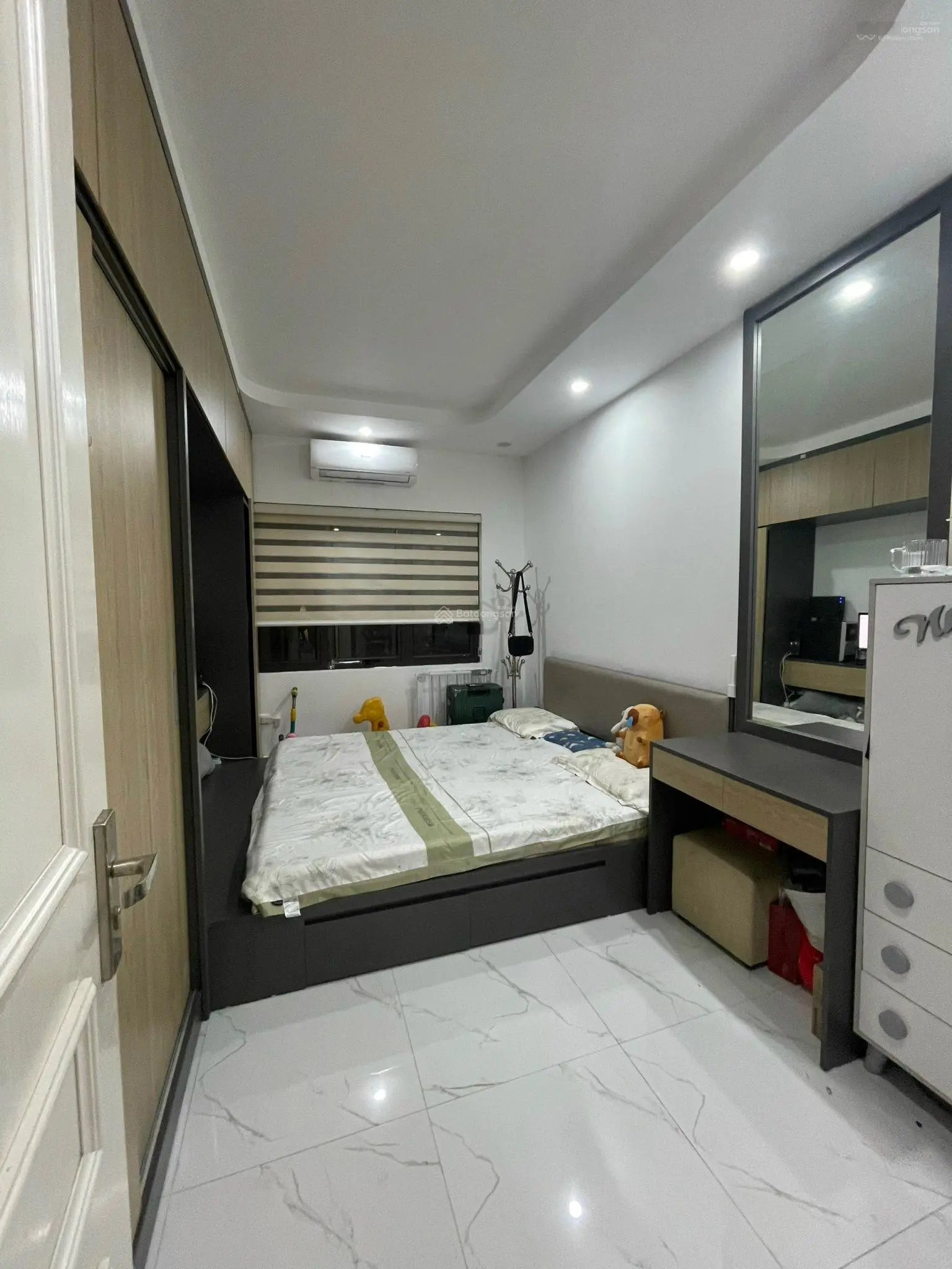 Mình chính chủ bán nhà 3 tầng quận Hoàn Kiếm, Chương Dương