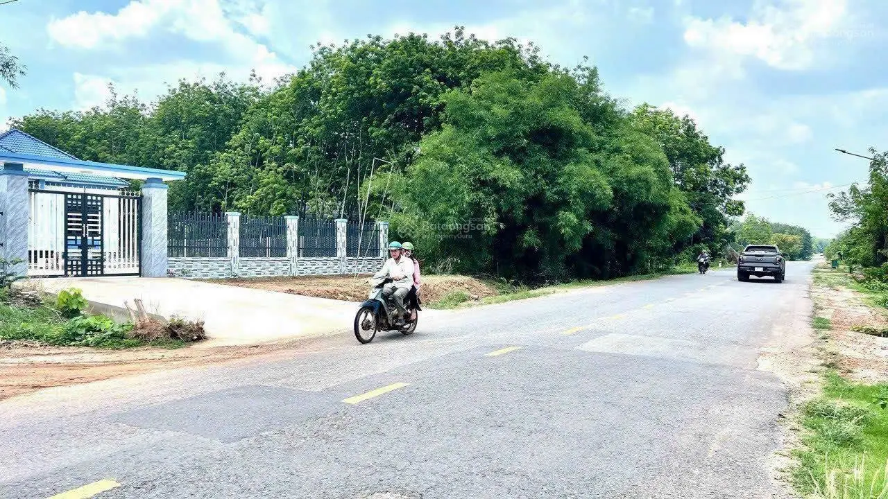 Chính chủ gửi lô đất xã Minh Thạnh Huyện Dầu Tiếng cách nhựa 100m, DT 10x35, 100m2 TC giá 550tr