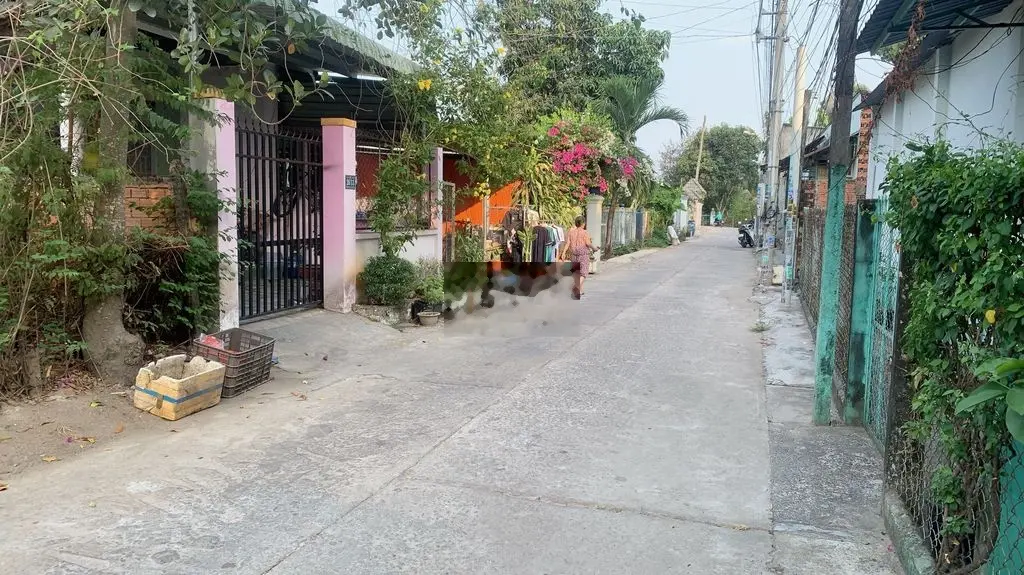 bán gấp lô đất góc ngay trường học võ Thị Sáu, tp bến cát giá ngợp