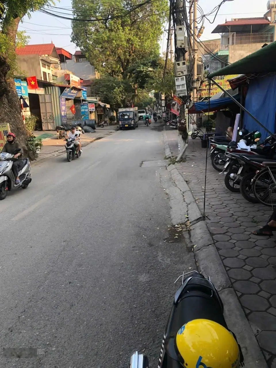 Bán đất sổ đỏ chính chủ 71m2 Lĩnh Nam .