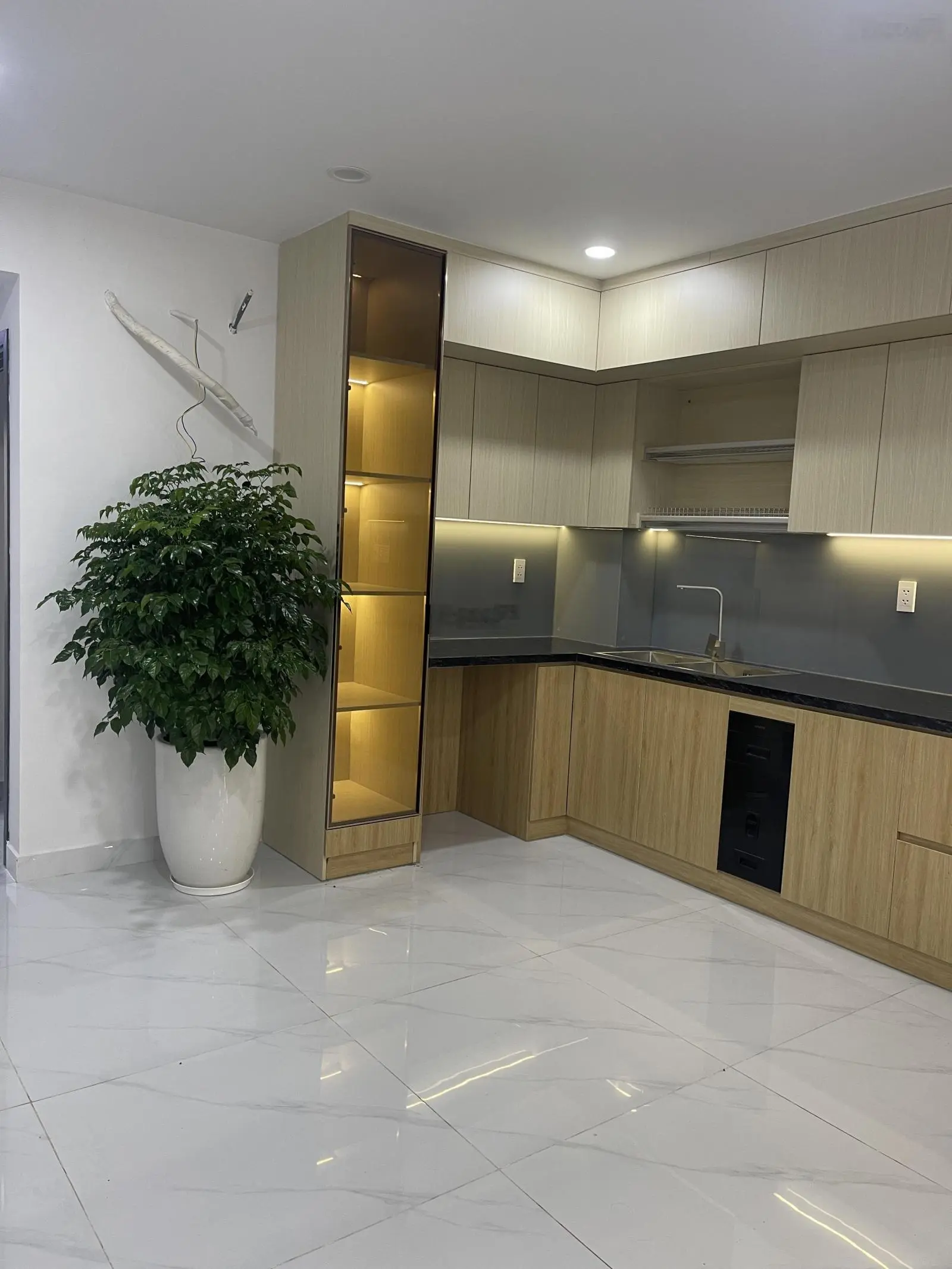 Bán Nhà 5x20m Mặt Tiền Hẻm 12m đường Lê Văn Lương, Tân kiểng,Q7,Nhà Mới, Vị Trí đẹp Giá rẻ 11.3ty