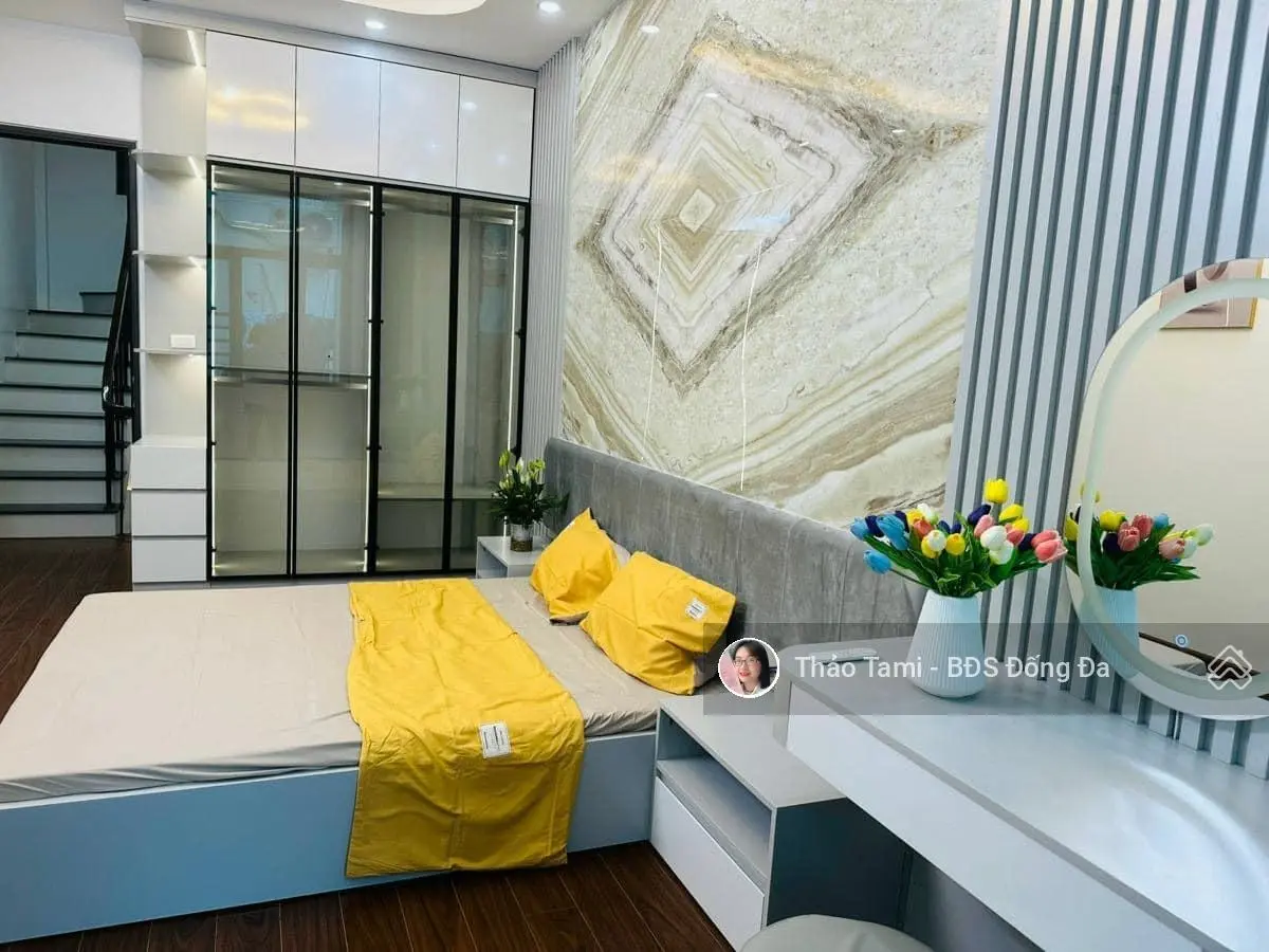 Chất lượng! Trung Liệt Thái Hà lô góc ô tô đỗ cửa, 2 thoáng sổ vuông, ngõ thông 35m2x4T