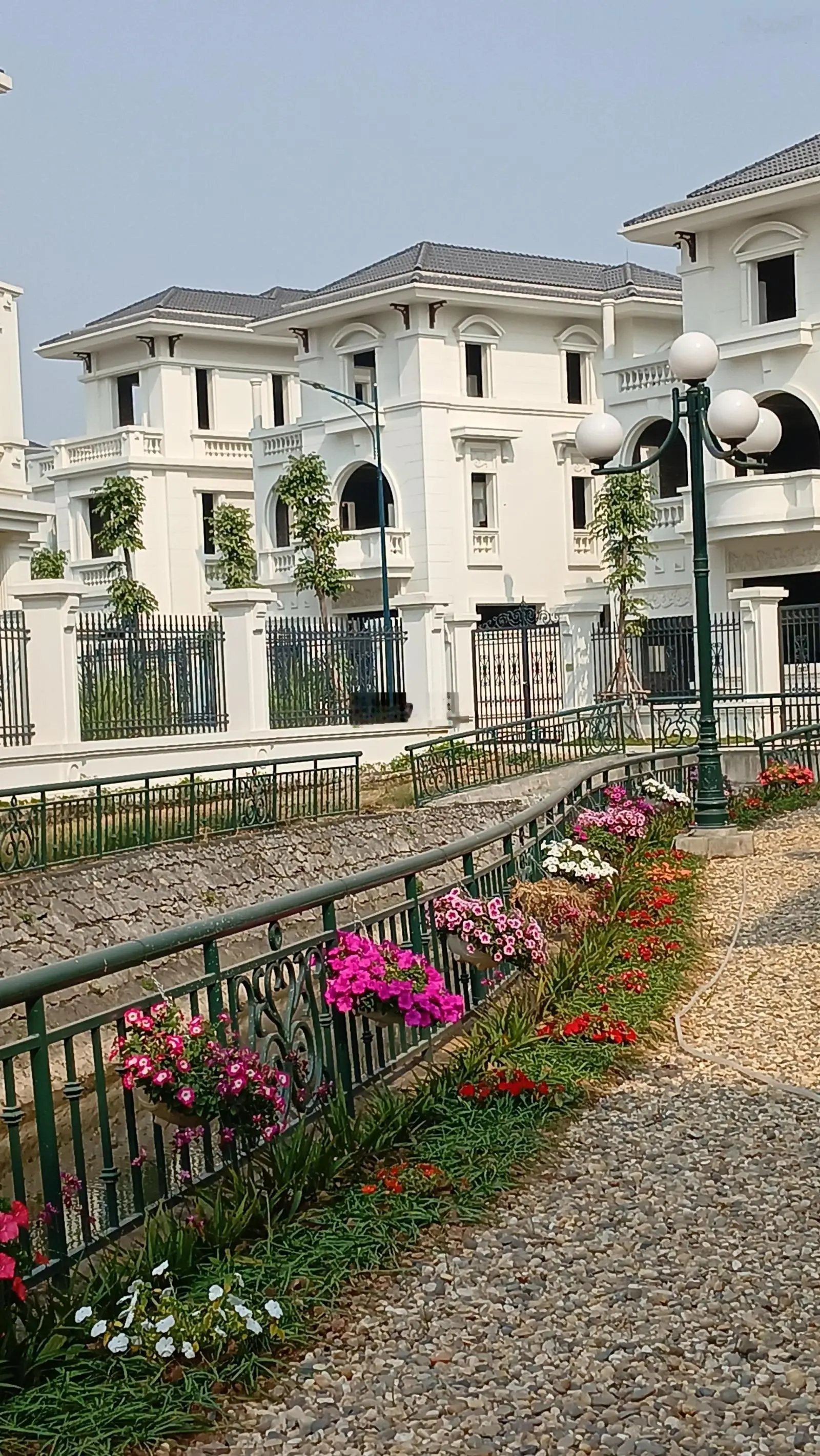 Bán BT Vườn Cam Vinapol, căn góc 345m2, view đẹp, giá ưu đãi, Hoài Đức, Hà Nội