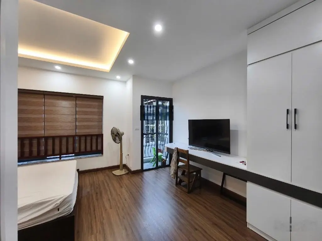 Siêu phẩm quận Ba Đình ngõ ô tô tránh - cầu thang máy