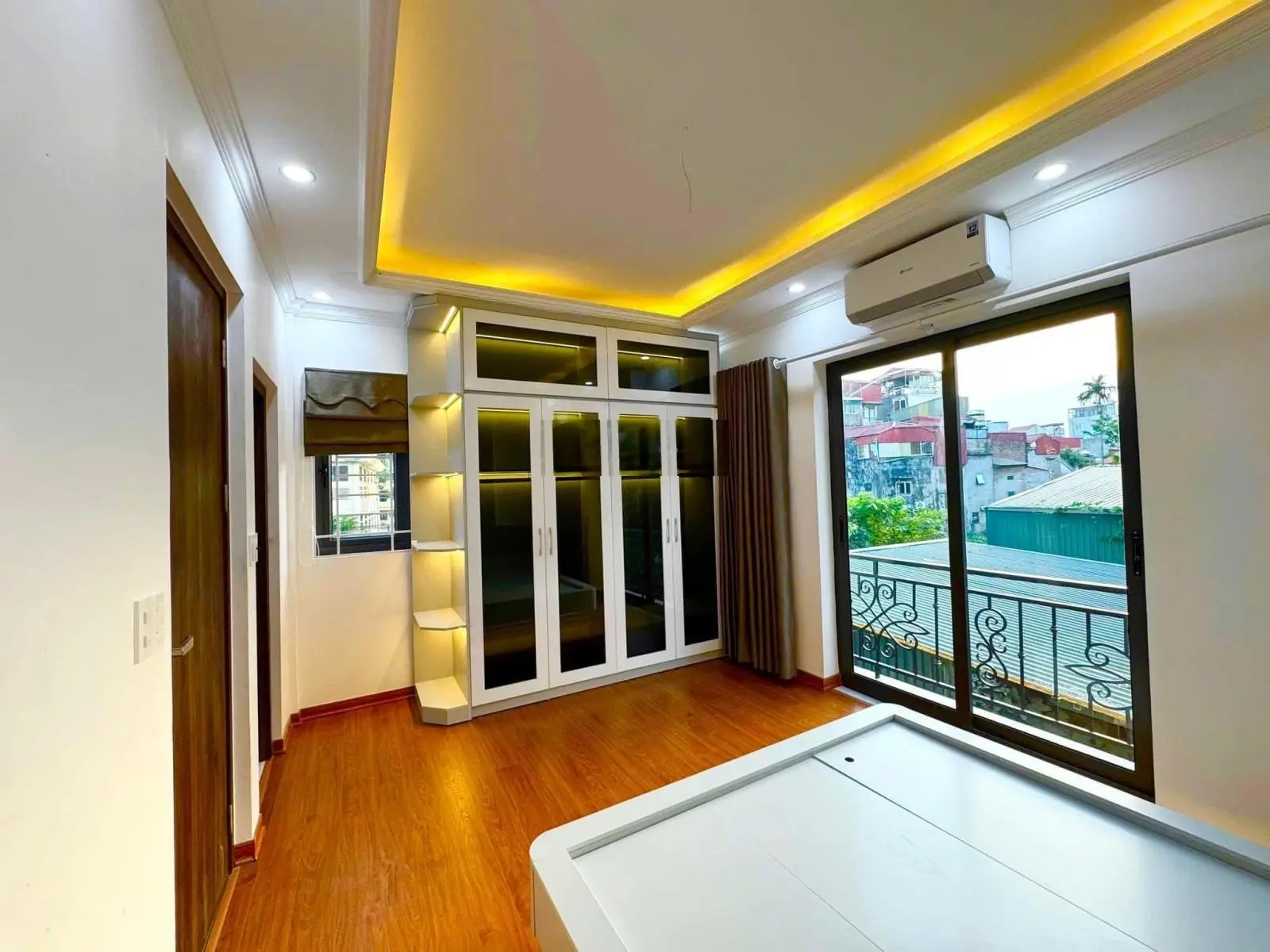 Sổ đỏ tên tôi bán nhà Lê Quý Đôn - Nguyễn Cao 20m ra phố, ngõ 2.8m 48m2 5.86 tỷ pháp lý sạch k QH