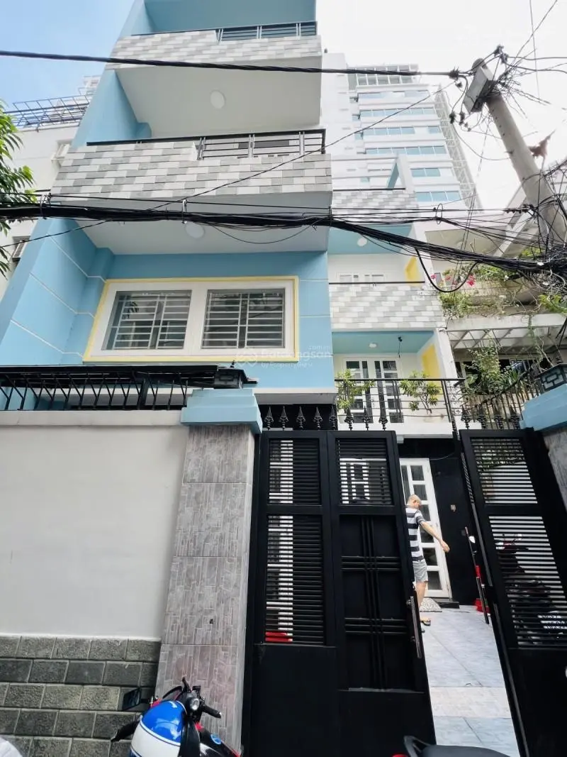 Bán gấp nhà Nguyễn Đình Chính, quận Phú Nhuận - ngang lớn 7 mét - 4 tầng 95m2 (7x15) chỉ 13.8 tỷ