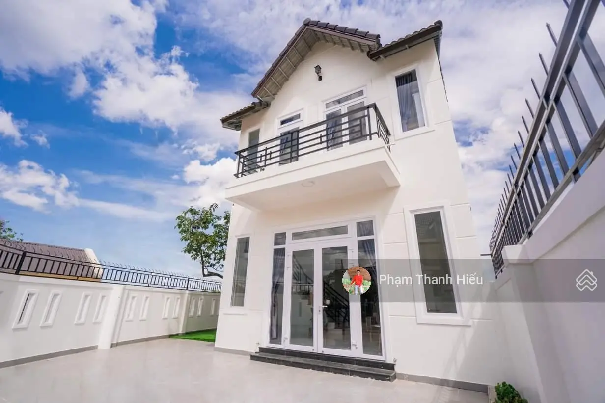 Villa sân vườn góc 2 mặt tiền Phường 7, 11x9m, ngang lớn có sân để ô tô