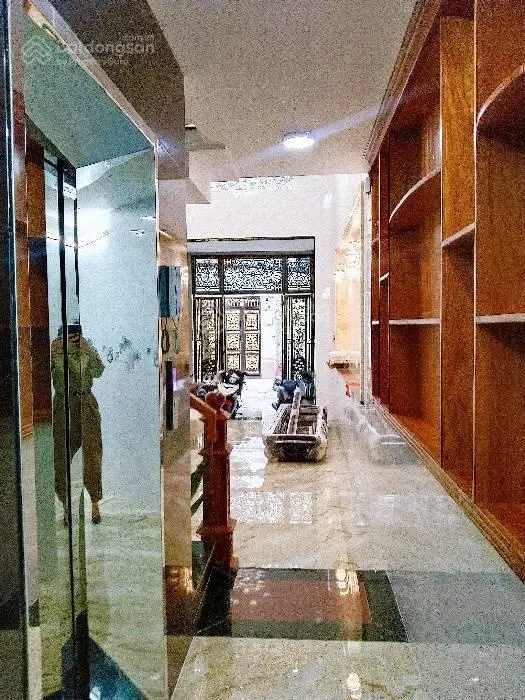 Nhà bán hẻm 8m sát mặt tiền, 6 tầng BTCT, 4m x 20m (80m2) thang máy 450kg, giá nhỉnh 8 tỷ xíu