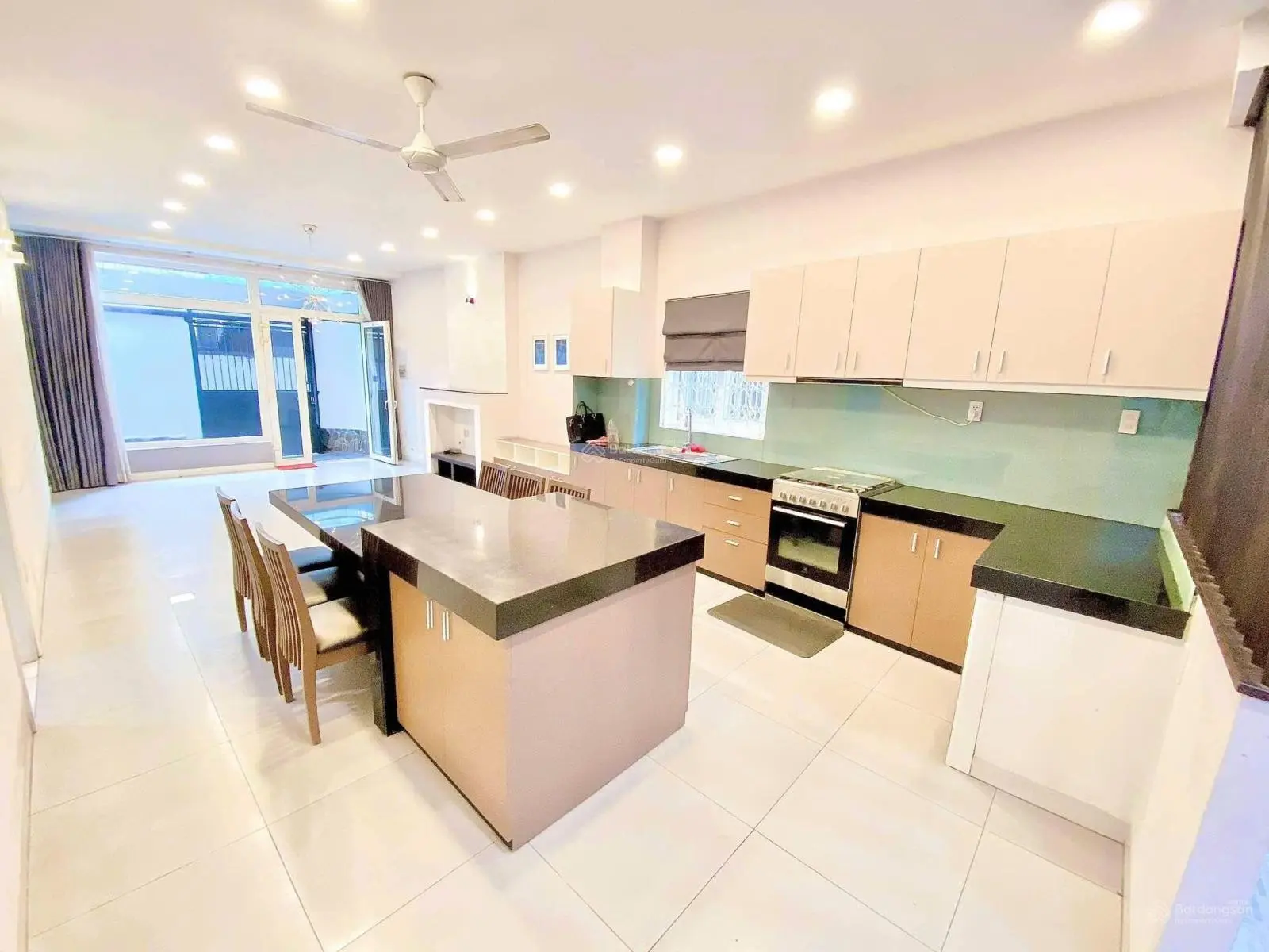 CHỦ GIẢM MẠNH GẦN 3 TỶ CHỈ CÒN 10,X TỶ BÁN NHÀ PHÚ NHUẬN - THÔNG PHAN ĐĂNG LƯU -78M2 - HẺM XE HƠI