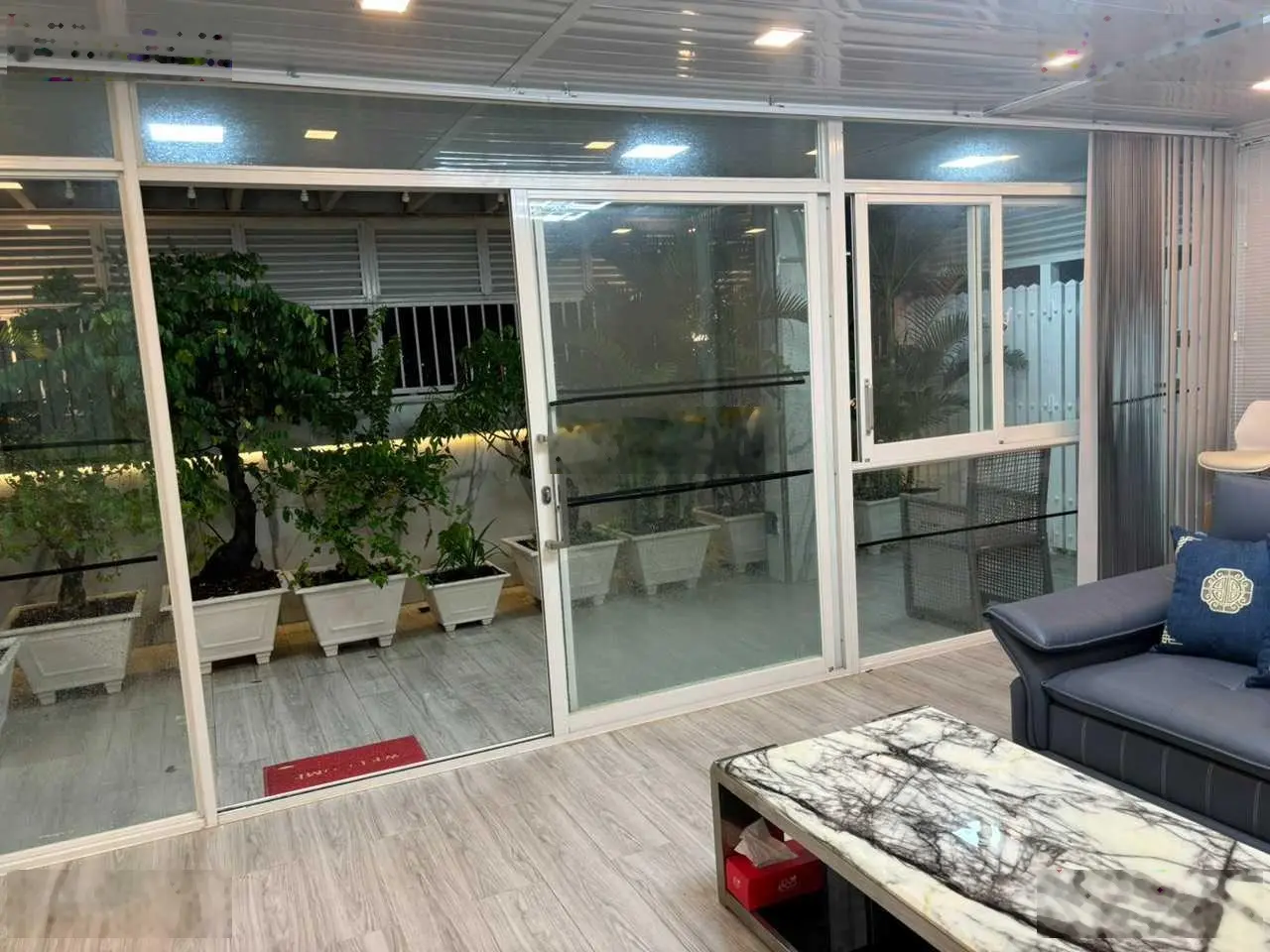 Bán căn hộ Satra Eximland, penthouse thông tầng, 4PN, 5WC, 344m2, full nội thất, SHR, giá 16 tỷ 5