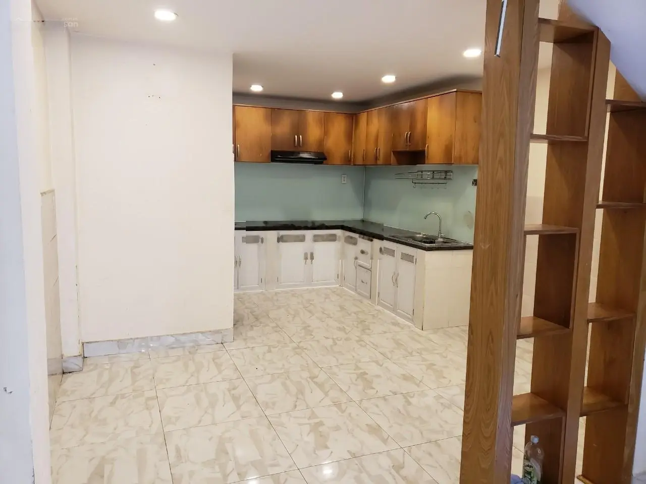 Bán nhà riêng tại đường Nghĩa Thục, diện tích 4x16.1= 64,4m2, 2PN + 3WC giá ưu đãi chỉ với 10,9 tỷ