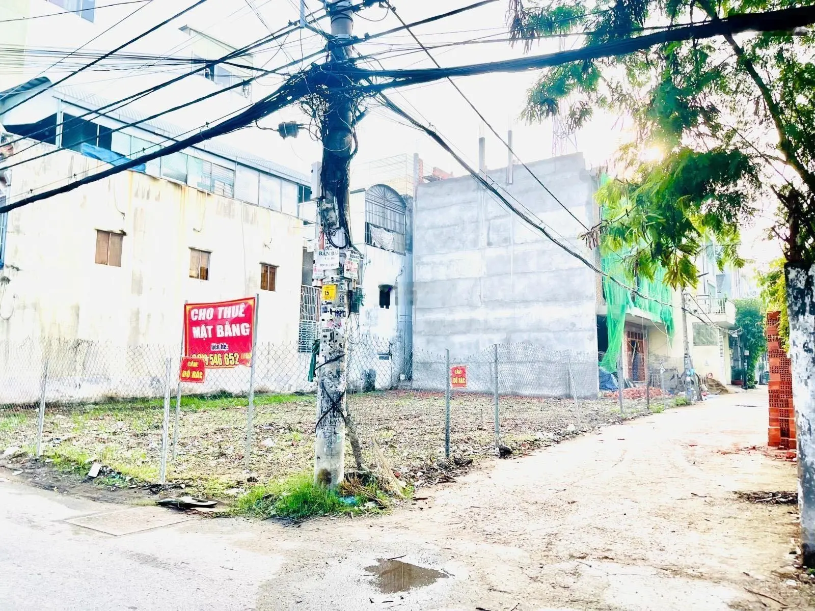 Bán đất Đ.Số 18 - Hiệp Bình Chánh - Thủ Đức gần Gigamall, DT: 80m2/2tỷ350 NH hỗ trợ 1tỷ5.SHR, XDTD